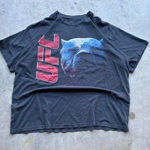 Vintage cartel and UFC collaboration, fits XL